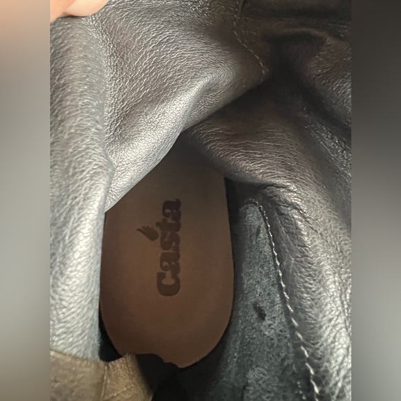 CASTA of Portugal Brown Leather Ankle Boots - Picture 9 of 11